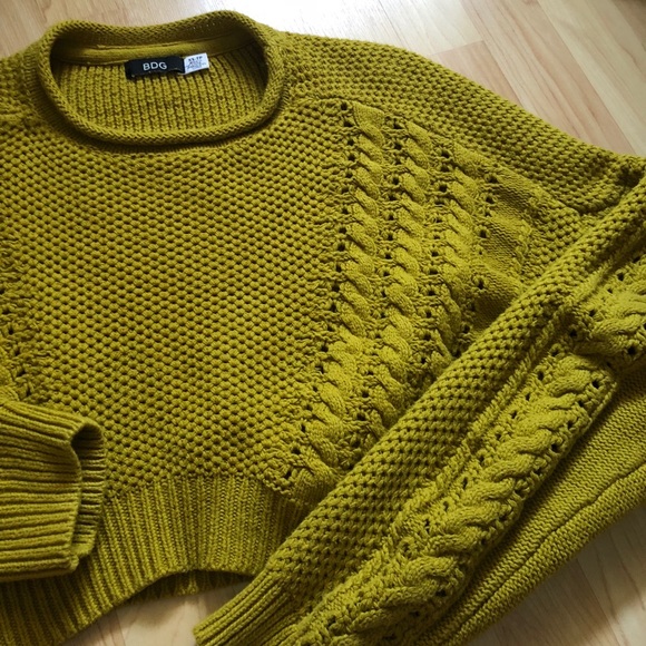 XS BDG Mustard Crop Sweater - Picture 6 of 7
